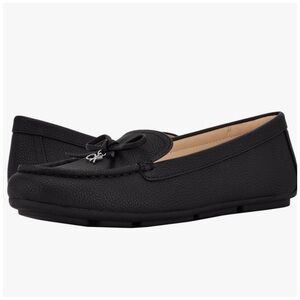 Calvin Klein • Women's Linca Loafer